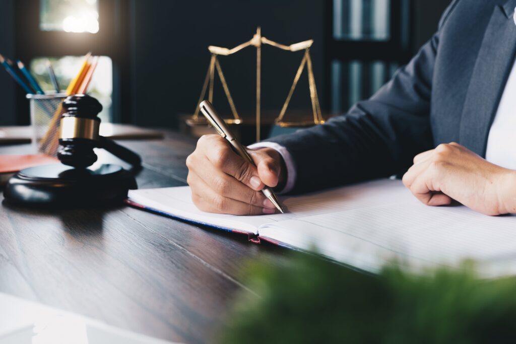 弁護士にアフィリエイト規約および条件を作成してもらう